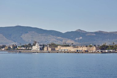 Kos Town Limanı ve Kos Adası 'ndaki Neratzia Şatosu duvar manzarası. Yunanistan