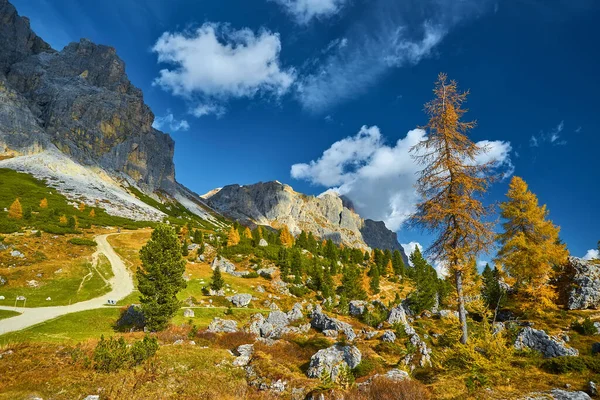 Die Schönen Italienischen Dolomiten Einem Herbsttag — Stockfoto