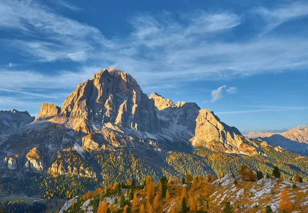 Die Schönen Italienischen Dolomiten Einem Herbsttag — Stockfoto