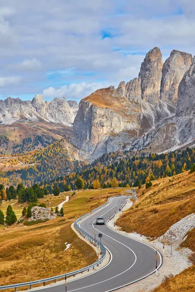 Vista Carretera Sinuosa Carreteras Asfalto Los Alpes Italianos Tirol Del — Foto de Stock