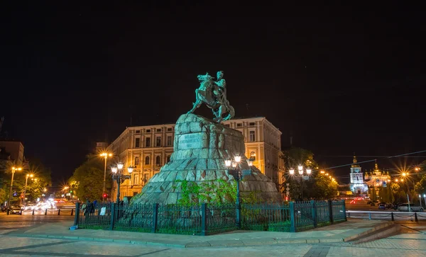 Estatua de Bohdan Khmelnytsky, Kiev, Ucrania , —  Fotos de Stock