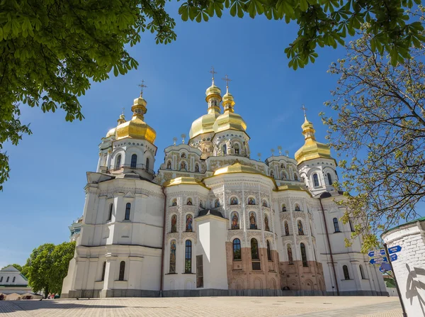 Kirche des berühmten Kiewer Petschersker Lavra-Klosters — Stockfoto