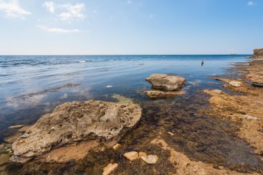 Güzel deniz Lagoon açık mavi su resort Tarhankut içinde