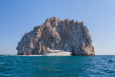 Karadeniz'de adalary kayalar.