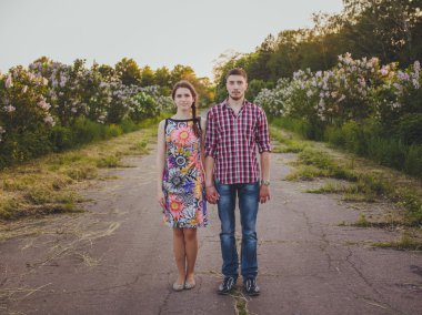 iki ayaklı tutuşup