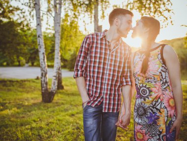 iki ayaklı tutuşup