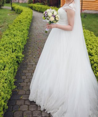 genç güzel gelin niteliğine