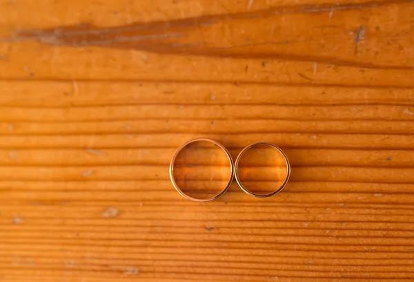 Dos anillos de boda — Foto de Stock