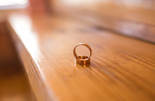 Two wedding rings — Stock Photo, Image