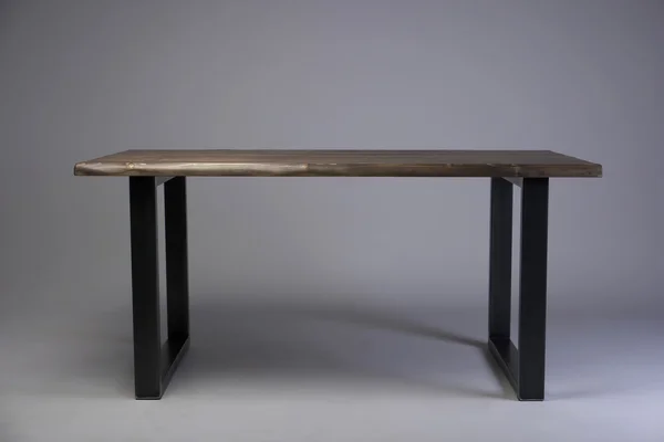 Wyśmienity Stół drewniany nowoczesny loft — Zdjęcie stockowe