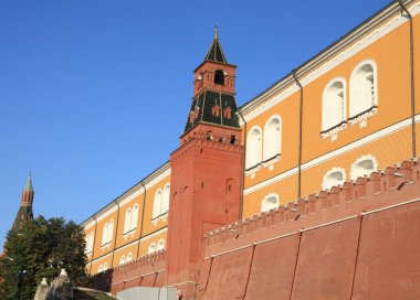 Gökyüzü arka planında Kremlin kulesi