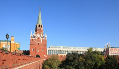 Gökyüzü arka planında Kremlin kulesi