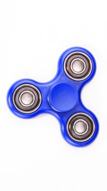 mavi plastik oyuncak.