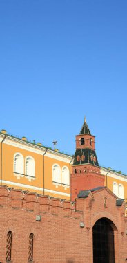 Gökyüzü arka planında Kremlin kulesi