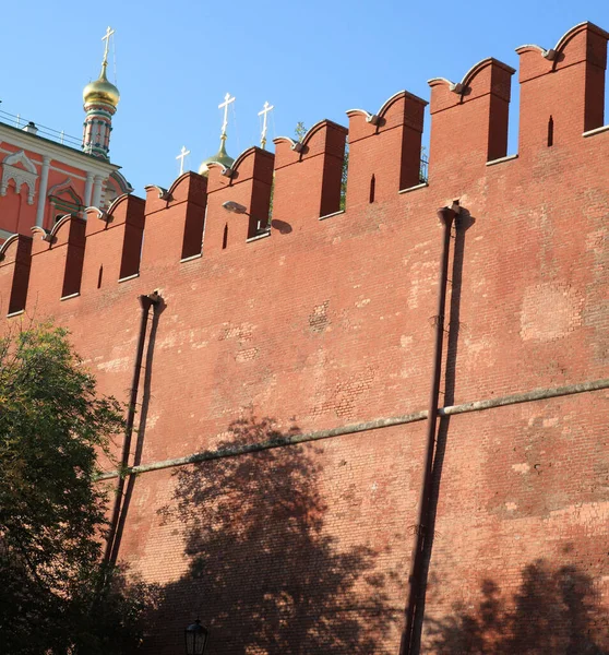 Kremlin Muur Lucht Achtergrond — Stockfoto