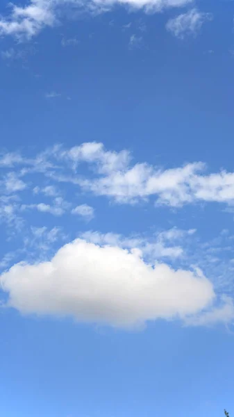 Nuvem Céu Azul — Fotografia de Stock