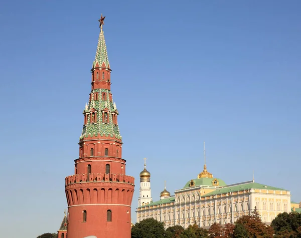 Kreml Turm Auf Himmelshintergrund — Stockfoto