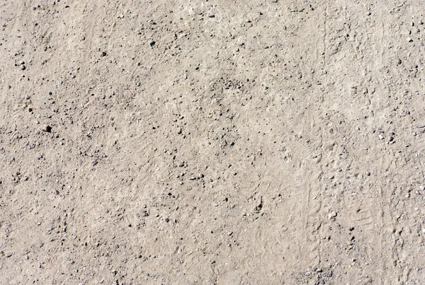 乾燥した晴れた夏の日に公園の道に小さな砂と砂利 — ストック写真