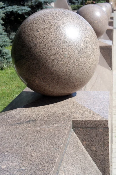 Granit piłka — Zdjęcie stockowe