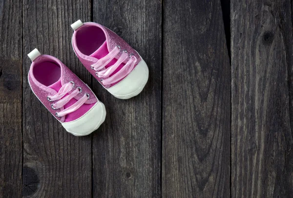 Schattige kleine roze schoenen. — Stockfoto