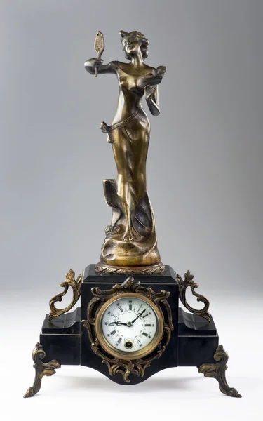 Reloj de bronce francés . — Foto de Stock