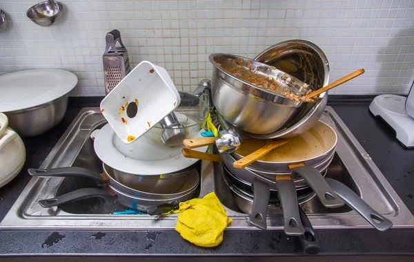 Utensil sucio en la cocina — Foto de Stock