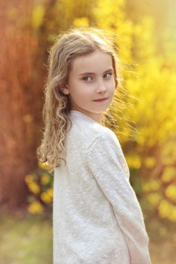 Keşhanede eşek muhabbeti kol meze sosis