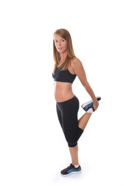 Güzel fitness eğitmeni dumbbells ile