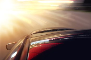 hızlı bir fotoğraf makinesi ile çatıya sürüş