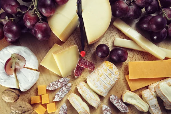 The refined delicious cheese board — Stock Photo, Image