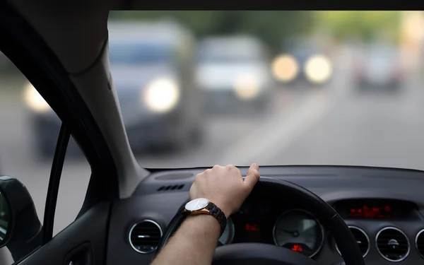 Condução de um carro — Fotografia de Stock