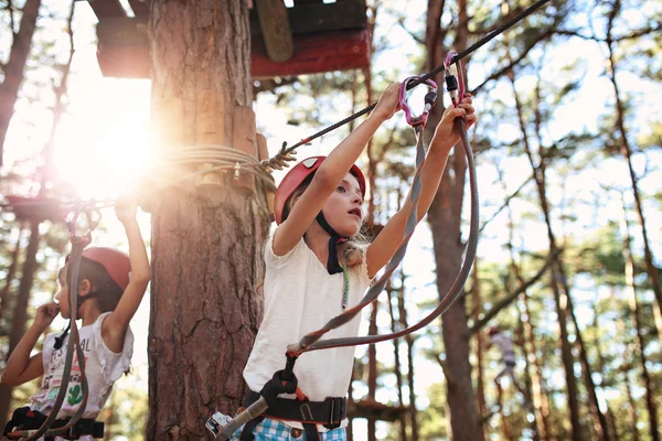 Girls at the rope park — Stock Photo, Image