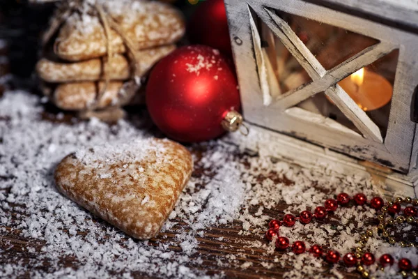 Latarnie i ciastek na Boże Narodzenie — Zdjęcie stockowe