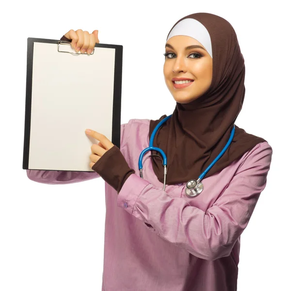 Μουσουλμανική γυναίκα ιατρός — Φωτογραφία Αρχείου