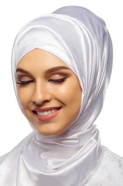 Donna musulmana in abito bianco — Foto Stock