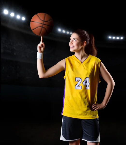 体育名人的女孩篮球运动员 — 图库照片