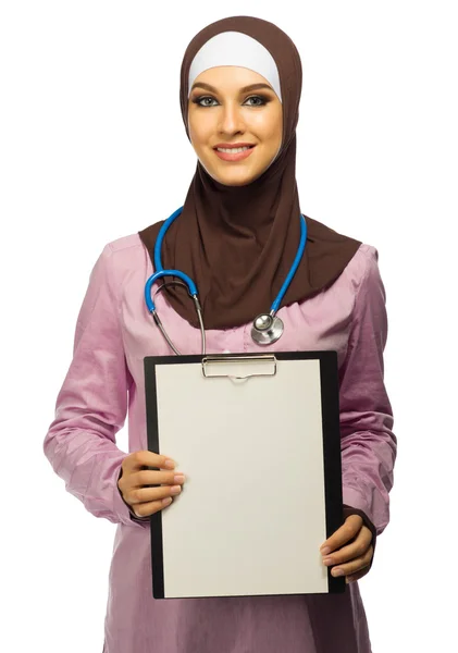 Giovane donna musulmana medico — Foto Stock