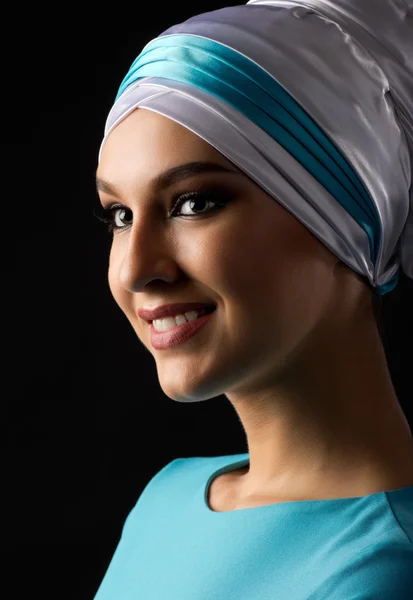 Giovane donna musulmana — Foto Stock