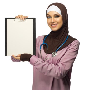 Müslüman bir genç bayandan tıp doktoru