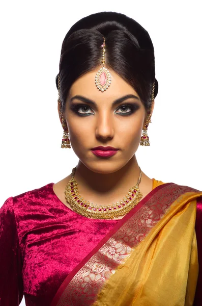 Indiase jonge vrouw — Stockfoto