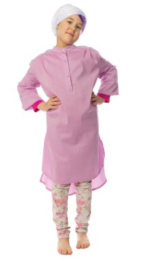 İzole küçük Müslüman kız