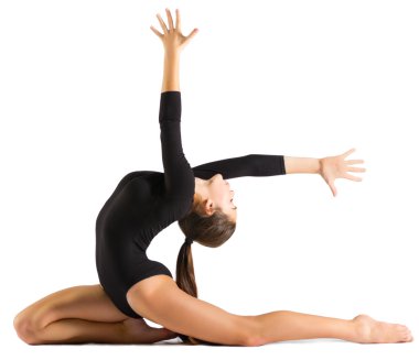 genç kız jimnastik egzersizleri yapıyor