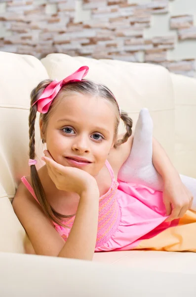 Little girl in pink dress — Stock Photo, Image