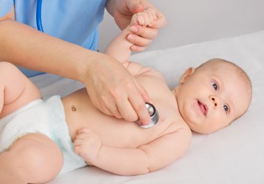 Doktor stetoskop Dinle bebek ile