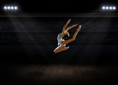 Nişanlı kız sanat jimnastik