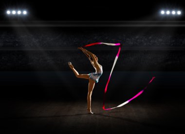 Kız Sanat spor salonu, jimnastik yapan