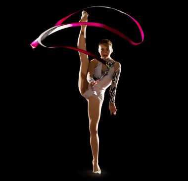 Nişanlı kız sanat jimnastik