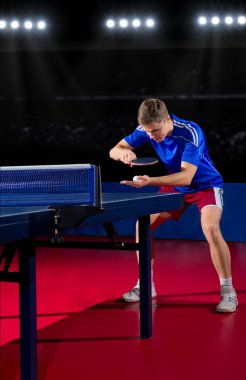 Masa Tenisi oyuncu spor salonu