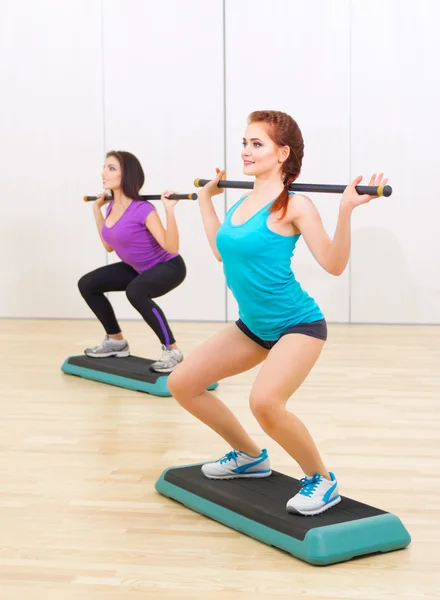 Two girls at fitness club — Stock Photo, Image