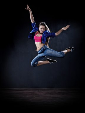 Modern dansçı (dark sürümü)